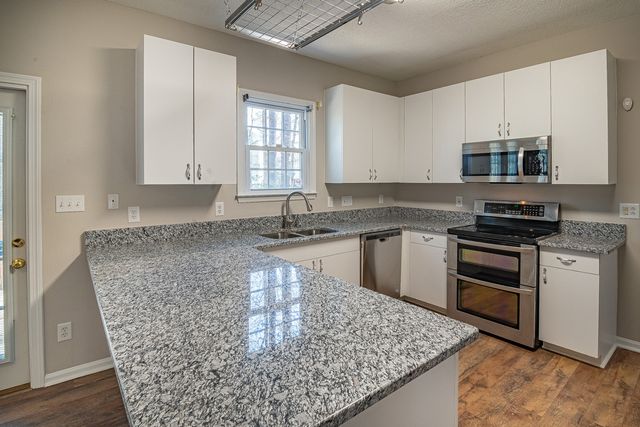 Quartz vs Granite Kitchen Countertops in Kenya